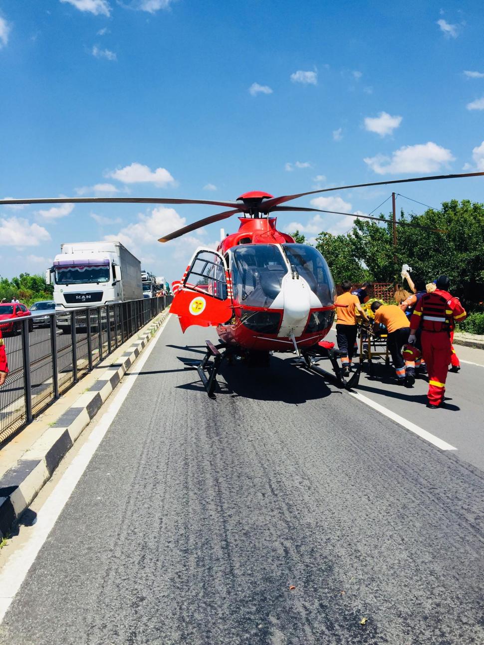 Accident cumplit pe DN 5. Două TIR-uri s-au ciocnit puternic. O persoană a murit. Imagini șocante de la locul faptei - FOTO 600289