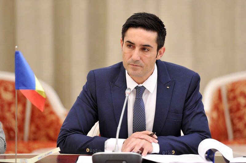 Senatorii PSD Claudiu Manda şi Dragoş Benea au demisionat din Parlament