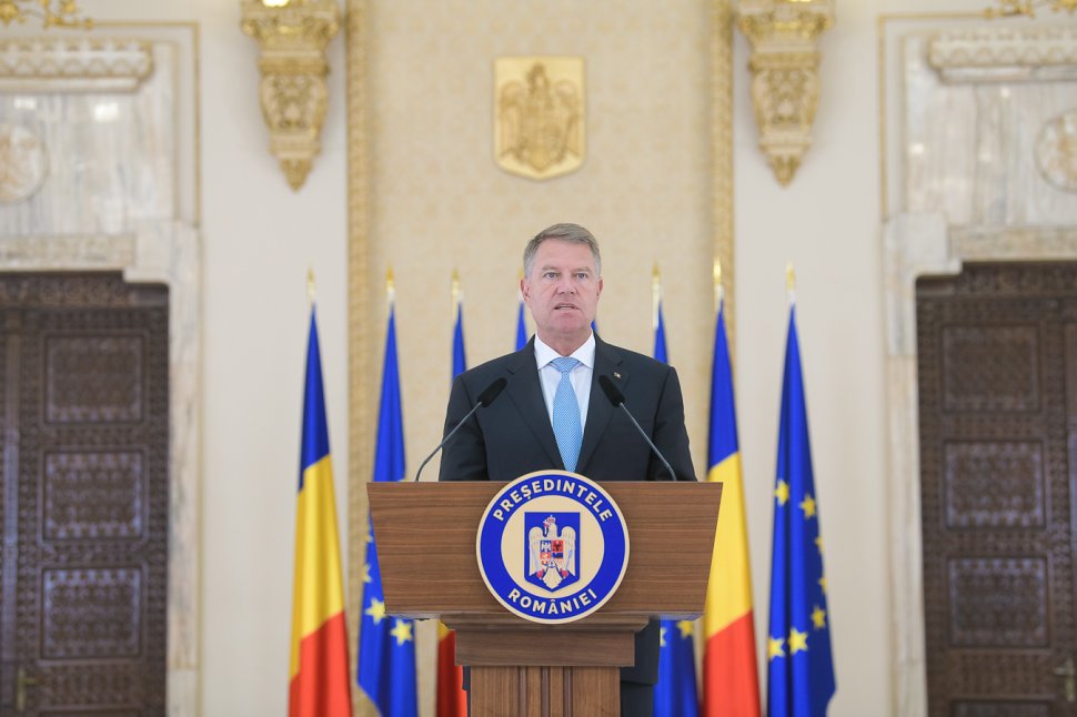 Klaus Iohannis atacă dur adoptarea Codului administrativ prin OUG: Un grav atentat la adresa sistemului administrativ din România
