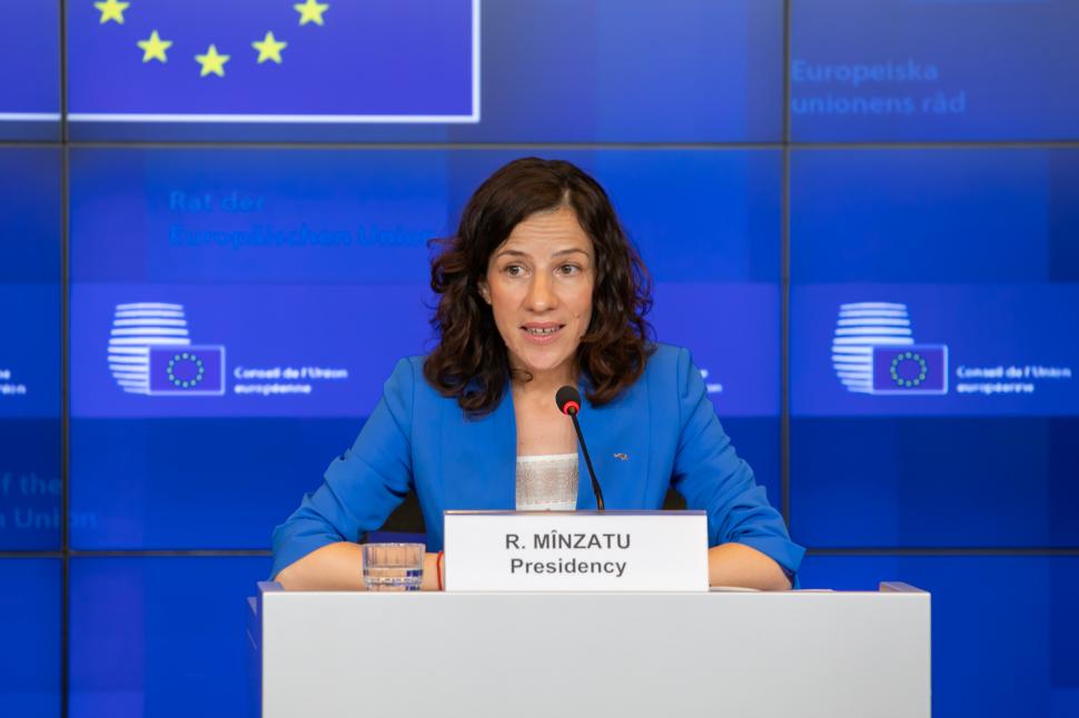 Roxana Mînzatu, la ultima reuniune a Consiliului Afaceri Generale (CAG), în format Coeziune, din timpul Președinției României la Consiliul Uniunii Europene: "Suntem mândri de acest mandat" 601533