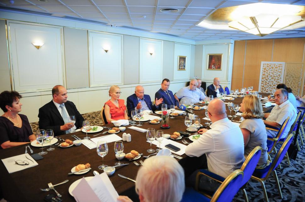 Grupul de Reflexie al Senatului Științific - o nouă dezbatere dedicată unor teme de interes major 602014