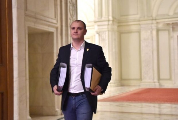 Sebastian Ghiță, achitat definitiv în dosarul în care era judecat alături de foști șefi de poliție și parchete, după ce Secția Specială și-a retras apelul