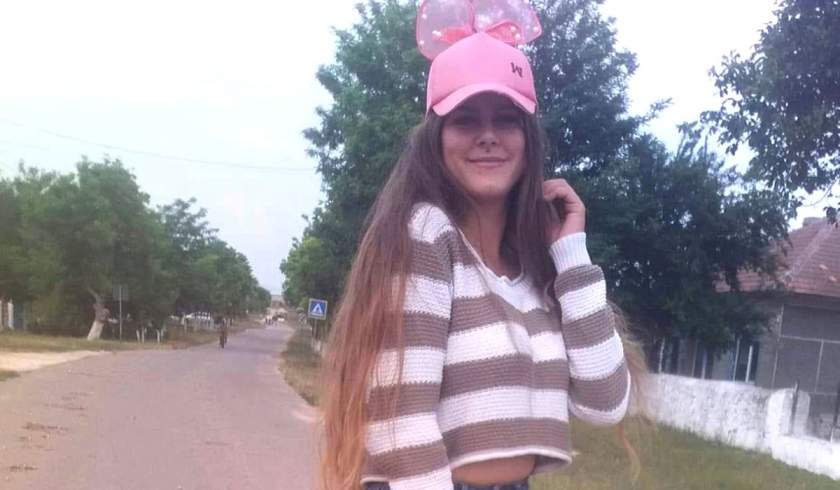 Tânăra de 19 ani, găsită moartă în Vama Veche, și-a sunat părinții cu doar câteva ore înainte de tragedie. Ultimul ei mesaj pentru mama ei a fost parcă premonitoriu