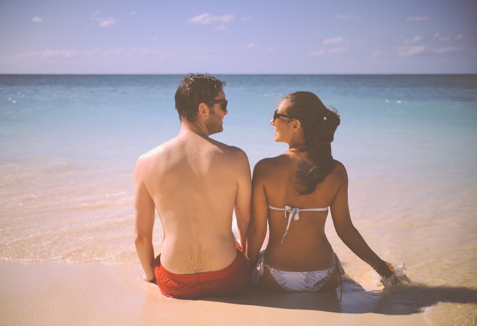 Bărbatul se afla cu iubita lui pe o plajă din Mamaia, când de ei s-au apropiat o altă femeie. „E cumplit, era chiar ea!”. Totul a culminat cu un scandal monstru