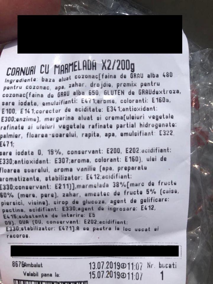 Ștefan și-a cumpărat cornuri cu marmeladă de la un supermarket din București. A mâncat unul, dar apoi a vrut să verifice caloriile. Doar că atunci când a citit ce ingrediente conține produsul de fapt a aruncat imediat restul. „E o nebunie!” (FOTO) 605394