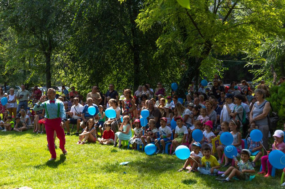 Senatul Științific al Copiilor în ”Grădina Valorilor Românești”. Dezvoltarea inteligenței și a creativității prin artă și știință,  într-un spațiu destinat promovării valorilor autentice românești 605557