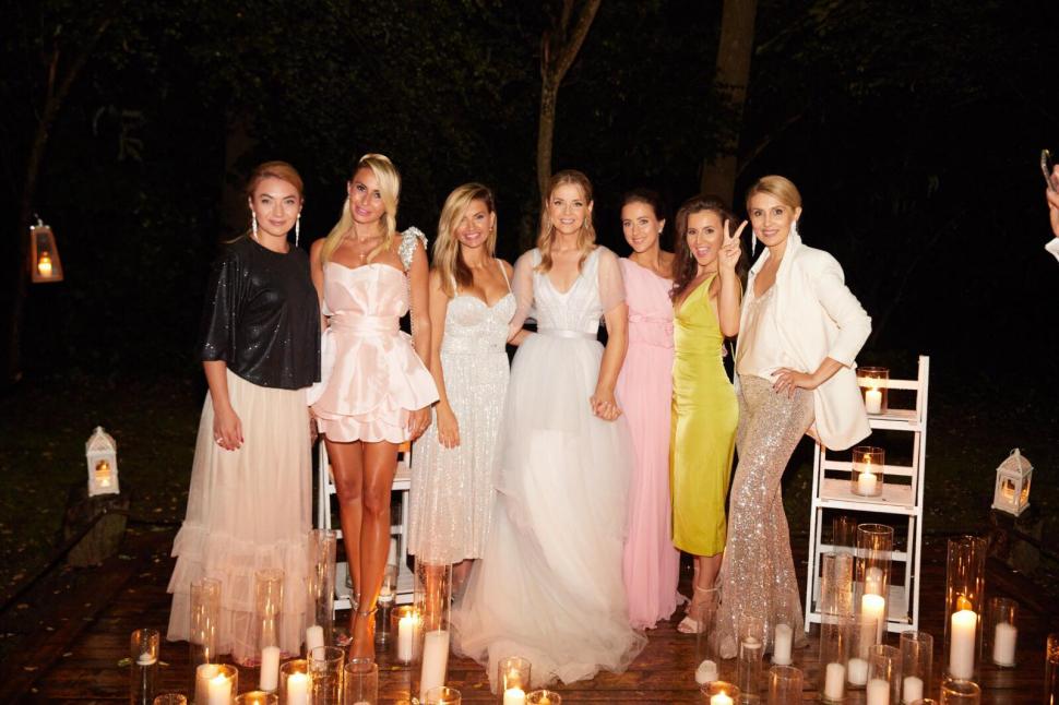 Zi plină de emoții pentru Nadina Câmpean. Prezentatoarea s-a căsătorit cu bărbatul care îi e alături de zece ani 609654