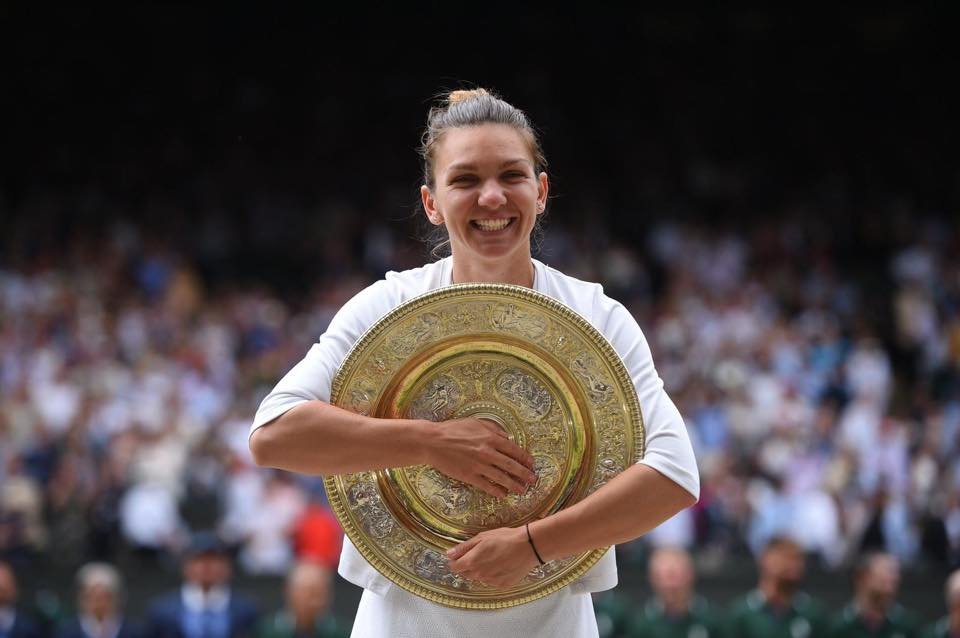 Simona Halep, regina Wimbledon, a adus trofeul la Constanța