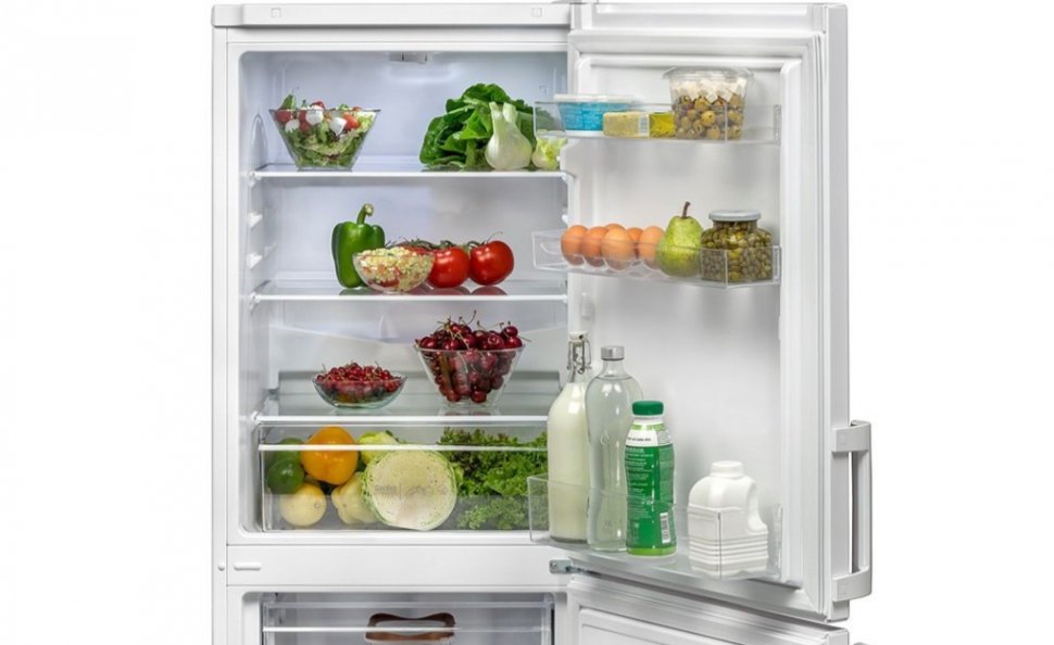 eMAG reduceri. 3 frigidere performante ce-ti racoresc alimentele in zilele calde de vara