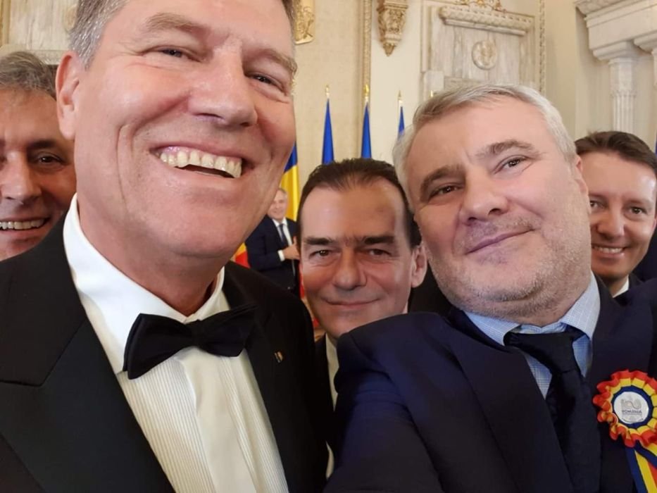 Ce selfie a făcut deputatul PNL Gigel Ştirbu cu preşedintele Iohannis 