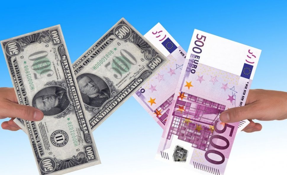 CURS VALUTAR 25 iulie. Euro a crescut spre 4,73 lei