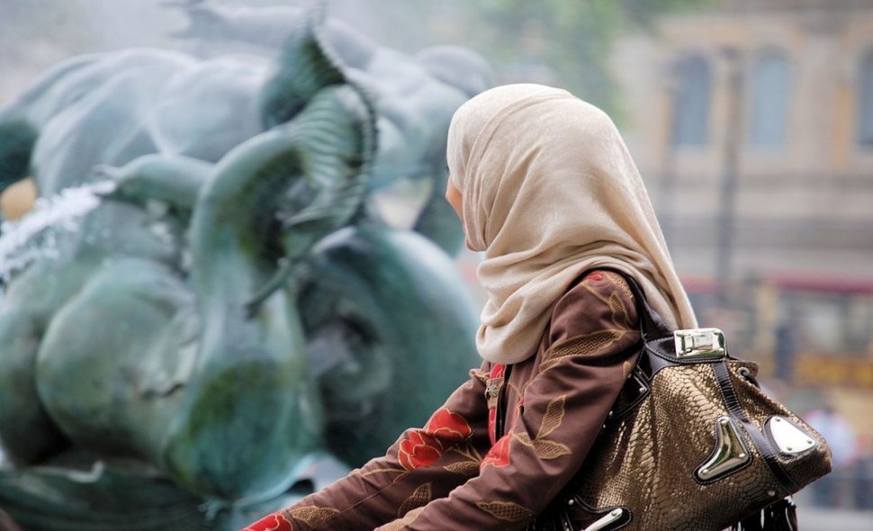 Noi drepturi aprobate de lege pentru femeile din Arabia Saudită: Pot călători singure, fără acordul soțului sau al tatălui 