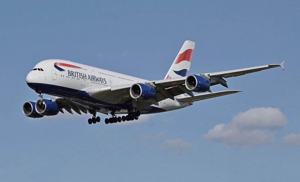 Panică la bordul unui avion British Airways! Aeronava s-a umplut de fum 