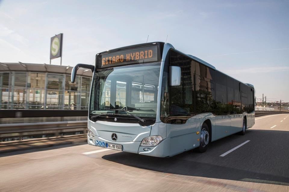 130 de noi autobuze Mercedes, de tip hibrid, vor circula pe străzile Bucureștiului