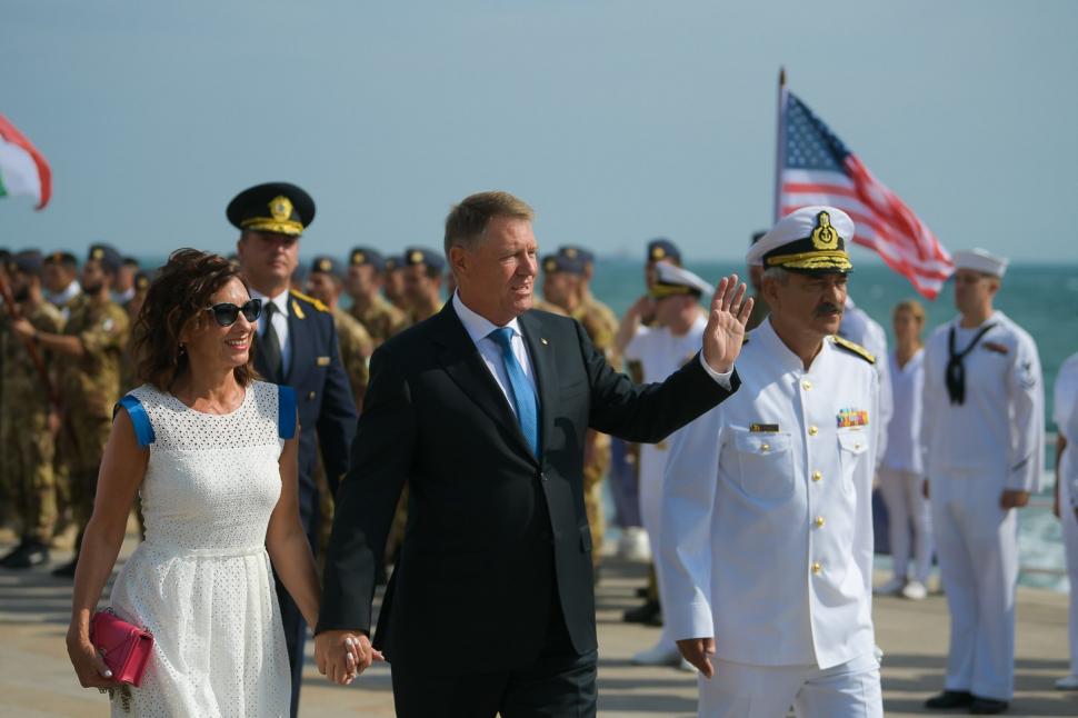 Carmen Iohannis, apariție spectaculoasă la Ziua Marinei. Galerie FOTO 610073