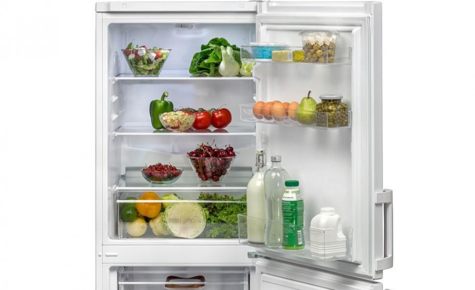  eMAG reduceri. 3 frigidere ideale pe canicula, si in rate fara dobanda