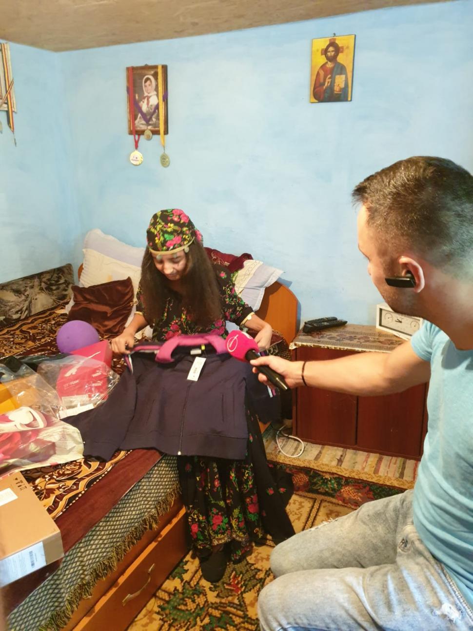 Prin a doua ediție a proiectului “Adoptă un Premiant”, Fundația Mereu Aproape și RURIS răsplătesc performanța copiilor din România 612981