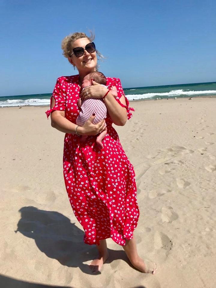 La o lună de la naștere, Alessandra Stoicescu a făcut deja două excursii cu Sara și își revine complet, în cea mai bună formă 613530