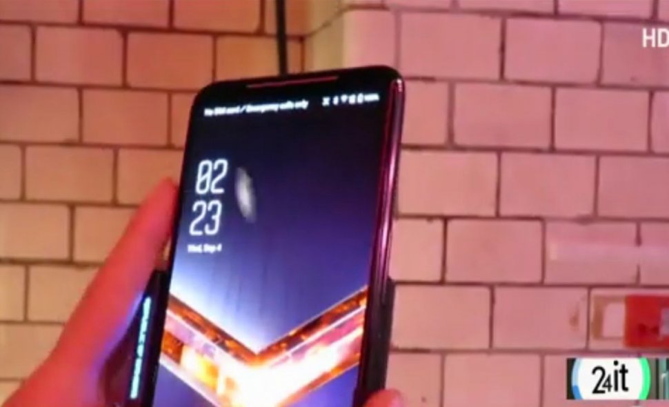 24 IT. Asus lansează Rog Phone 2 Ultimate, telefonul care schimbă jocul 