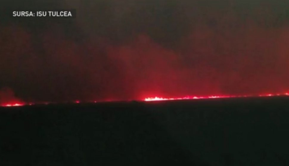 Incendiu de proporții în Delta Dunării