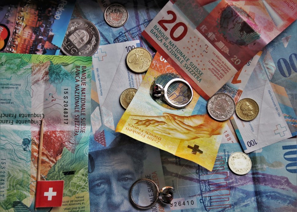 Veste de ultimă oră! Creditele ipotecare în franci elveţieni ar putea anulate. Ce condiții trebuie îndeplinite