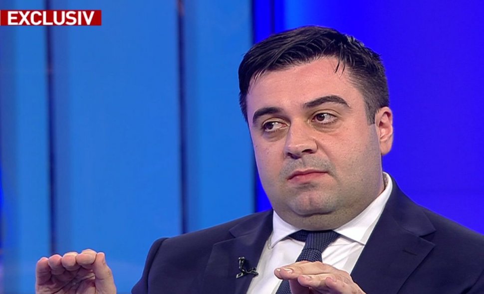 Răzvan Cuc, atac virulent la președinte: Iohannis se urcă din nou pe cadavre, în scop electoral. Ruşine, domnule preşedinte!