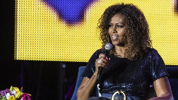 Michelle Obama, fosta primă doamnă a Statelor Unite, va lansa o a doua carte în luna noiembrie