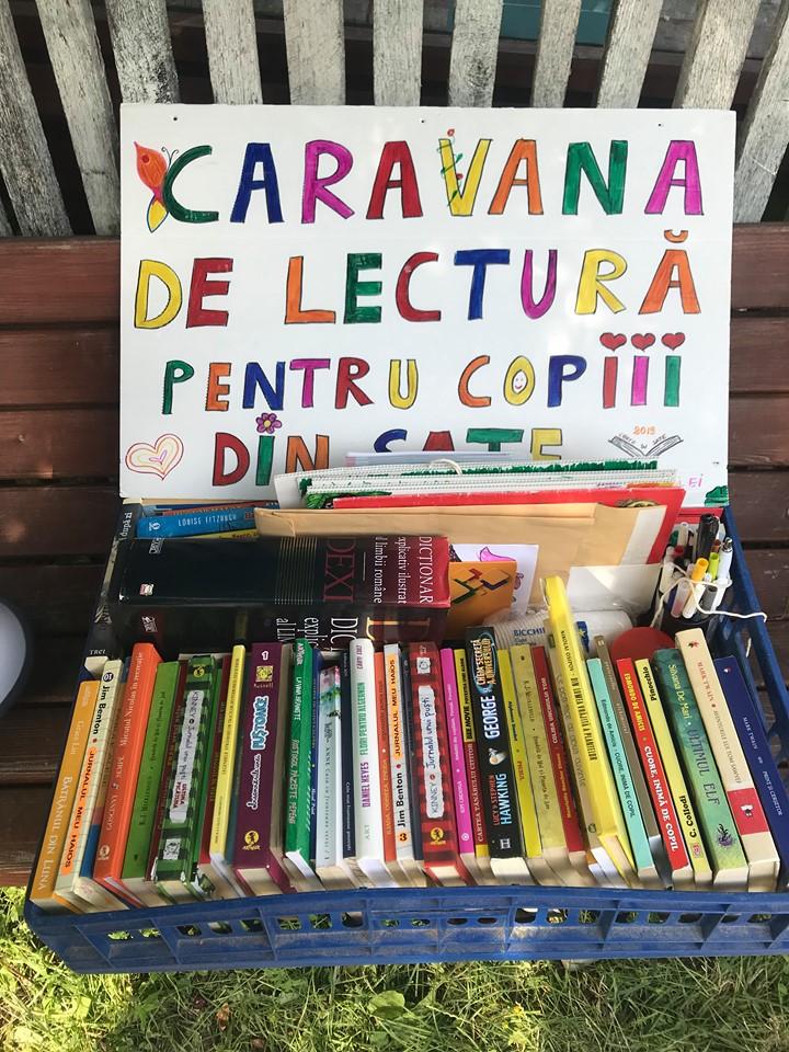 Jurnalistul care aduce cartea la sate. Vrancea, locul uitat în umbra politicii:  „Am văzut copiii strângând cărțile primite la piept” 619541