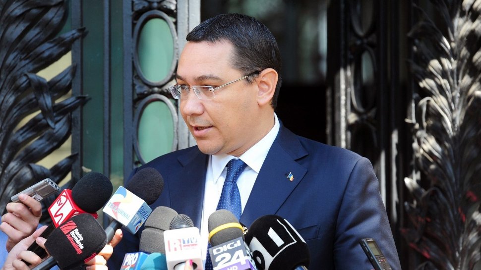 Victor Ponta sare la atac, în scandalul Tarom: „E o crimă să dai compania pe mâna unui interlop agramat și corupt care se crede ministru”