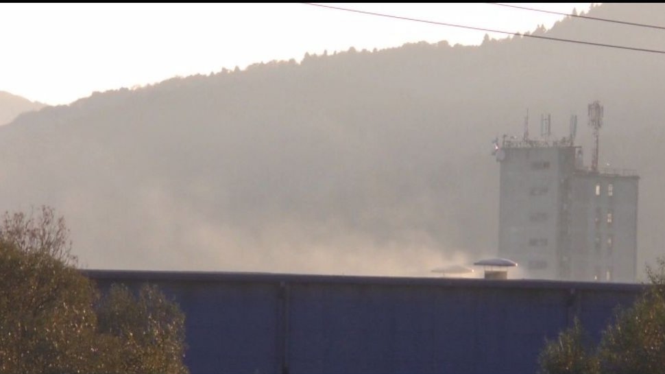 Alertă maximă la Codlea! Aer poluat cu particule cancerigene - VIDEO