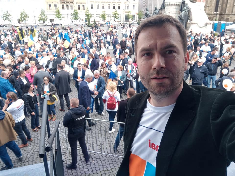Șeful de campanie al lui Dan Barna, apel către Orban: Să păstreze lupta corectă