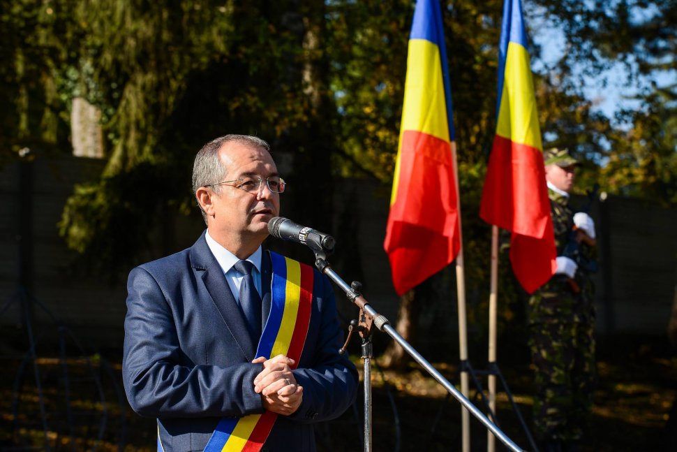 ALEGERI PREZIDENȚIALE 2019. Emil Boc a votat: Ne dorim o țară ca afară, adică o Românie normală