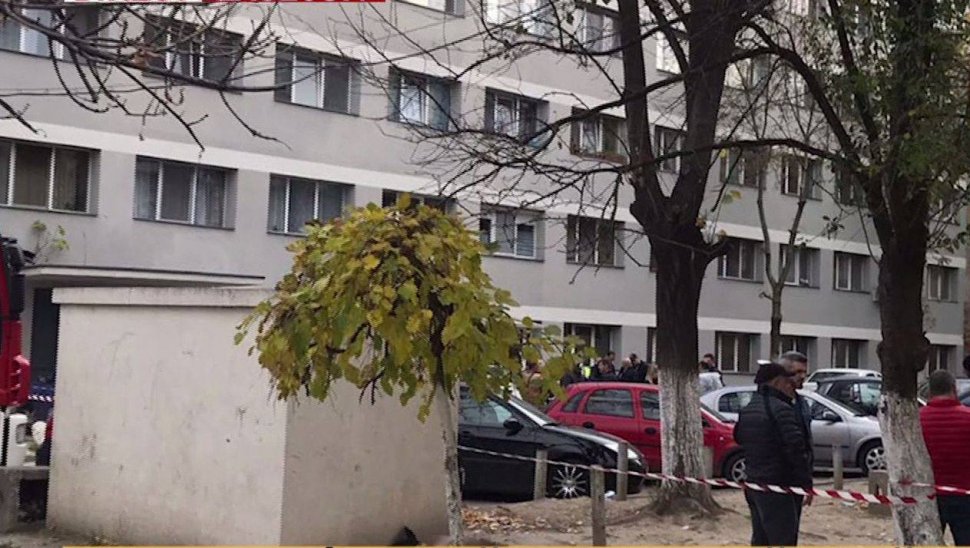 Evacuare de urgență după o dezinsecție la un bloc din Timișoara. Trei persoane au murit, printre care și doi copii