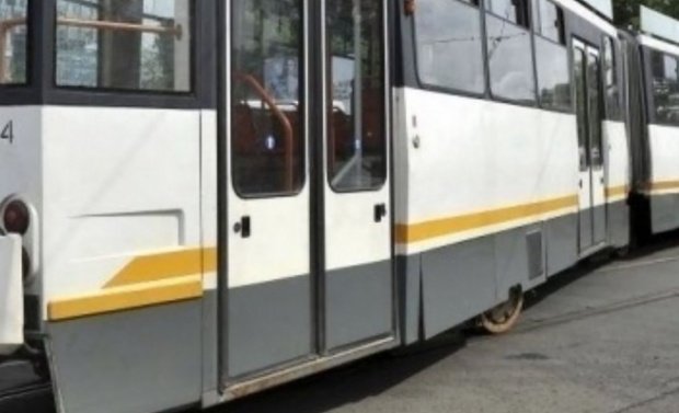 Primăria Capitalei va suplimenta cu 10 la sută numărul tramvaielor de pe liniile 21 și 32