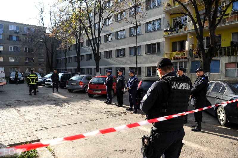 Stare de alertă în Timișoara! Polițiștii care au intrat primii în blocul groazei au ajuns la spital