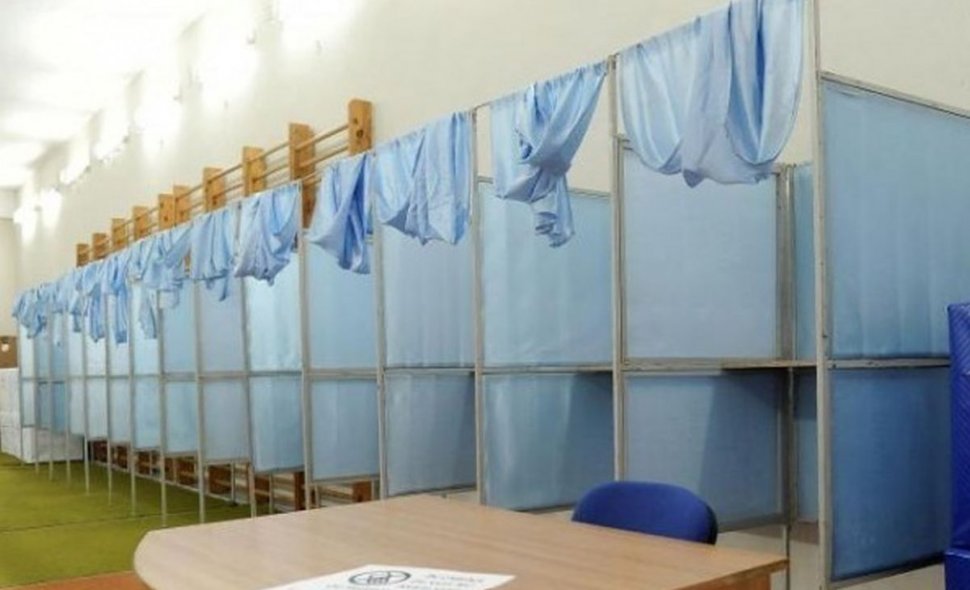 ALEGERI PREZIDENȚIALE 2019. Un bărbat din Gorj, sanționat după ce a realizat o filmare în cabina de vot