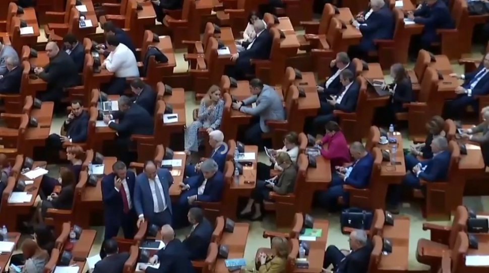 Guvernul Orban blochează Parlamentul. Sunt vizate sute de acte legislative 