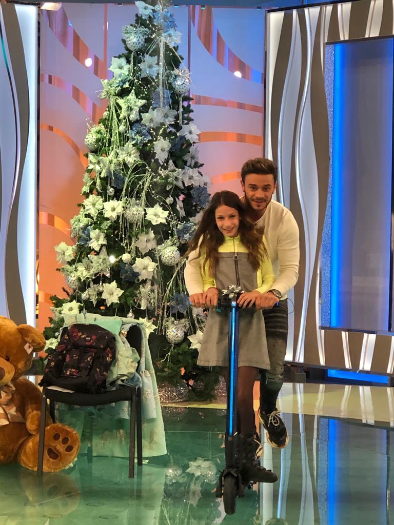 O nouã dorinţă împlinită în cadrul campaniei „Ajut eu!” Sandra Stoicescu: „Nicole e o lecţie pentru noi toti! 629873