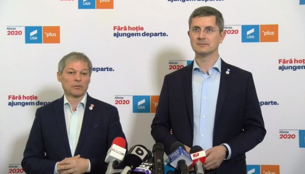 Dan Barna şi Dacian Cioloş, discuţii aprinse în Alianţa USR PLUS