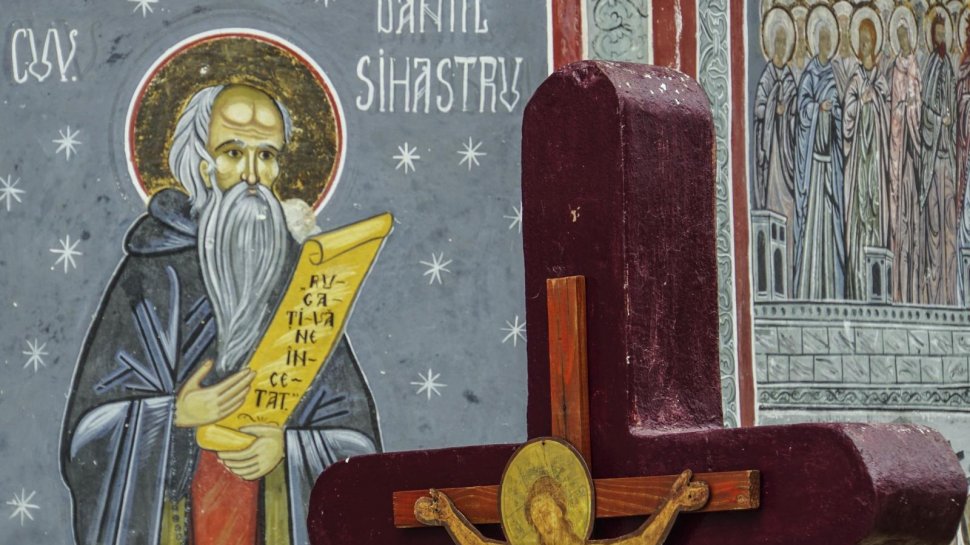 Calendar ortodox 11 decembrie 2019. Sărbătoare de Sfântul Cuvios Daniil 