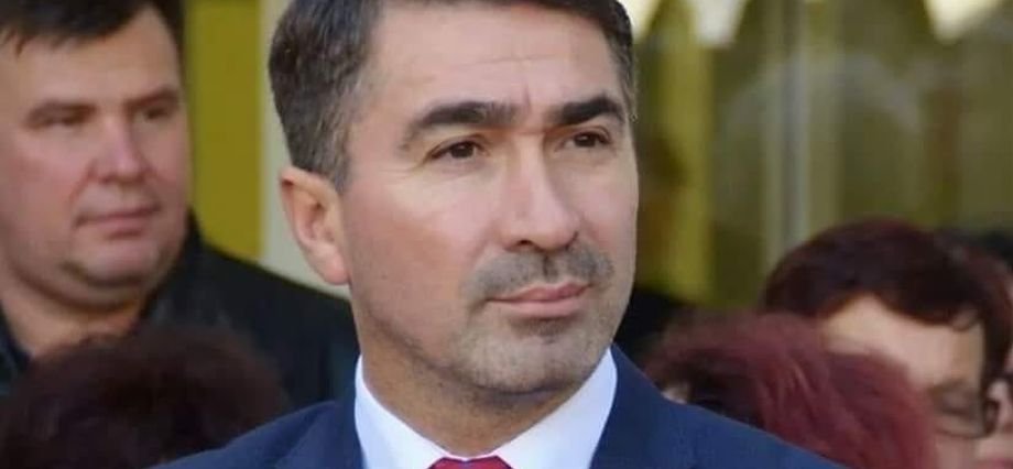 Liderul PSD Neamţ aruncă bomba. Arsene spune că a făcut presiuni ca Iohannis să nu-i retragă decoraţia lui Gică Popescu 