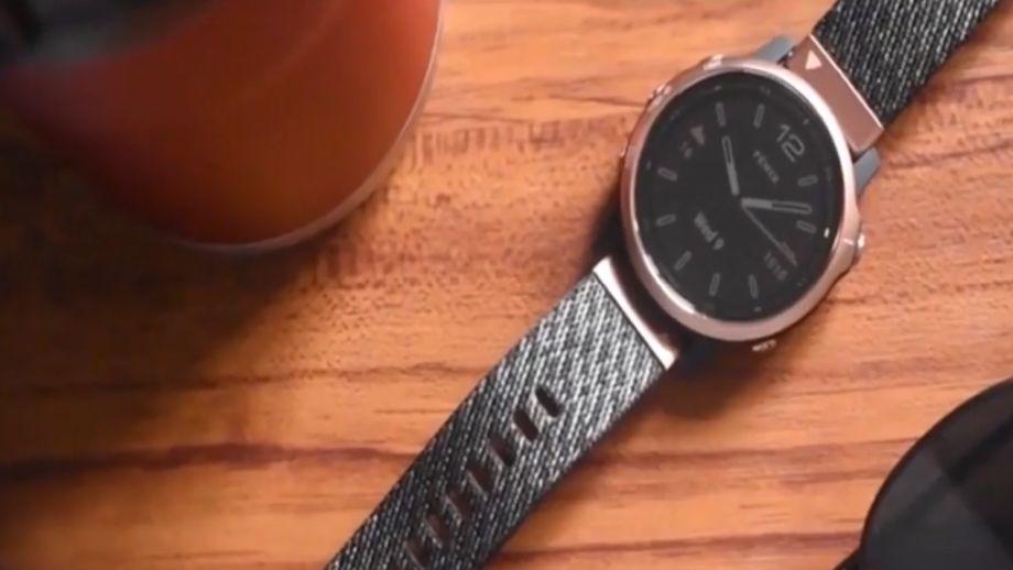 24 IT. Test în sală cu un smartwatch nou: Fenix de la Garmin