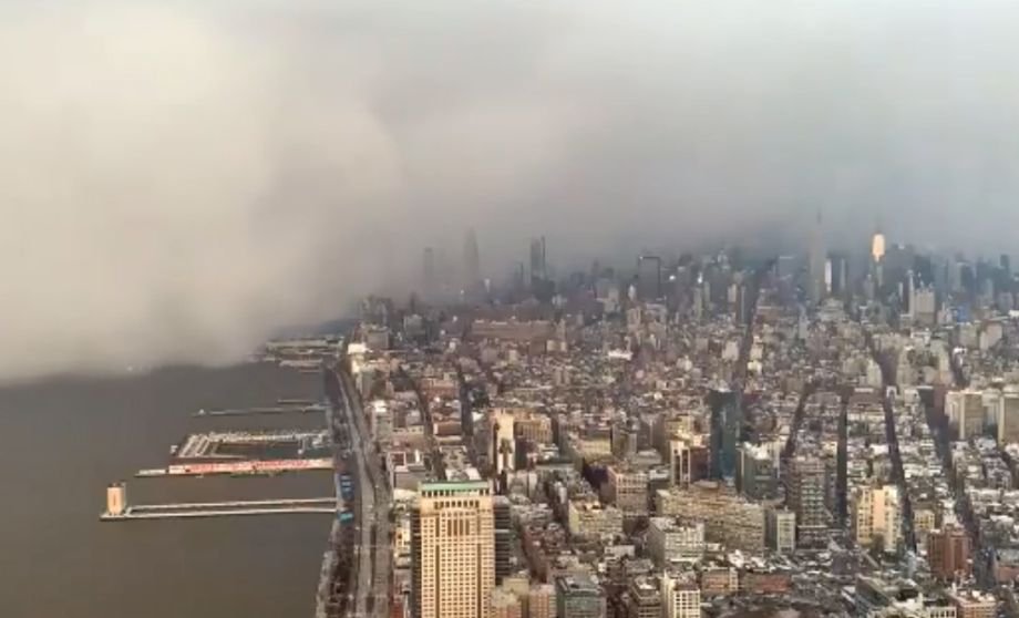 Un nor imens a adus zăpadă în New York. „Am crezut că e sfârşitul lumii” - VIDEO