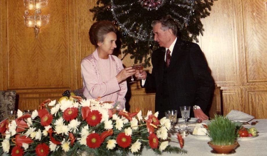 Cum se distrau românii de Revelion în perioada lui Ceaușescu: „A trebuit să le dau câteva kilograme de carne ca să mă pot duce la munte”