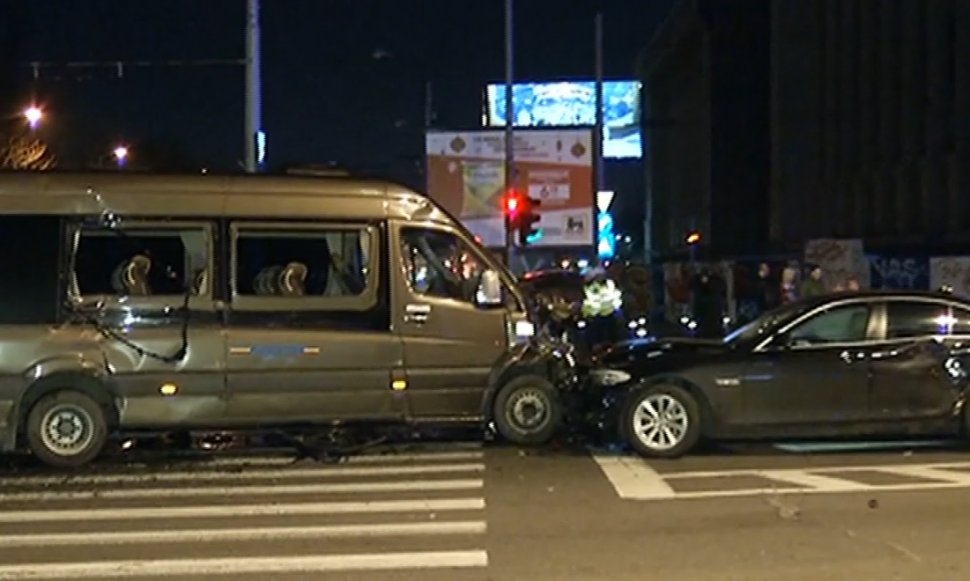 Accident șocant în București: 21 de victime, șase persoane au fost transportate la spital