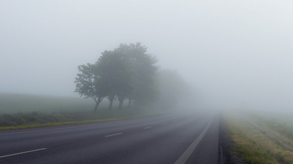 Atenție, șoferi! Cod galben de ceață în mai multe județe ale țării
