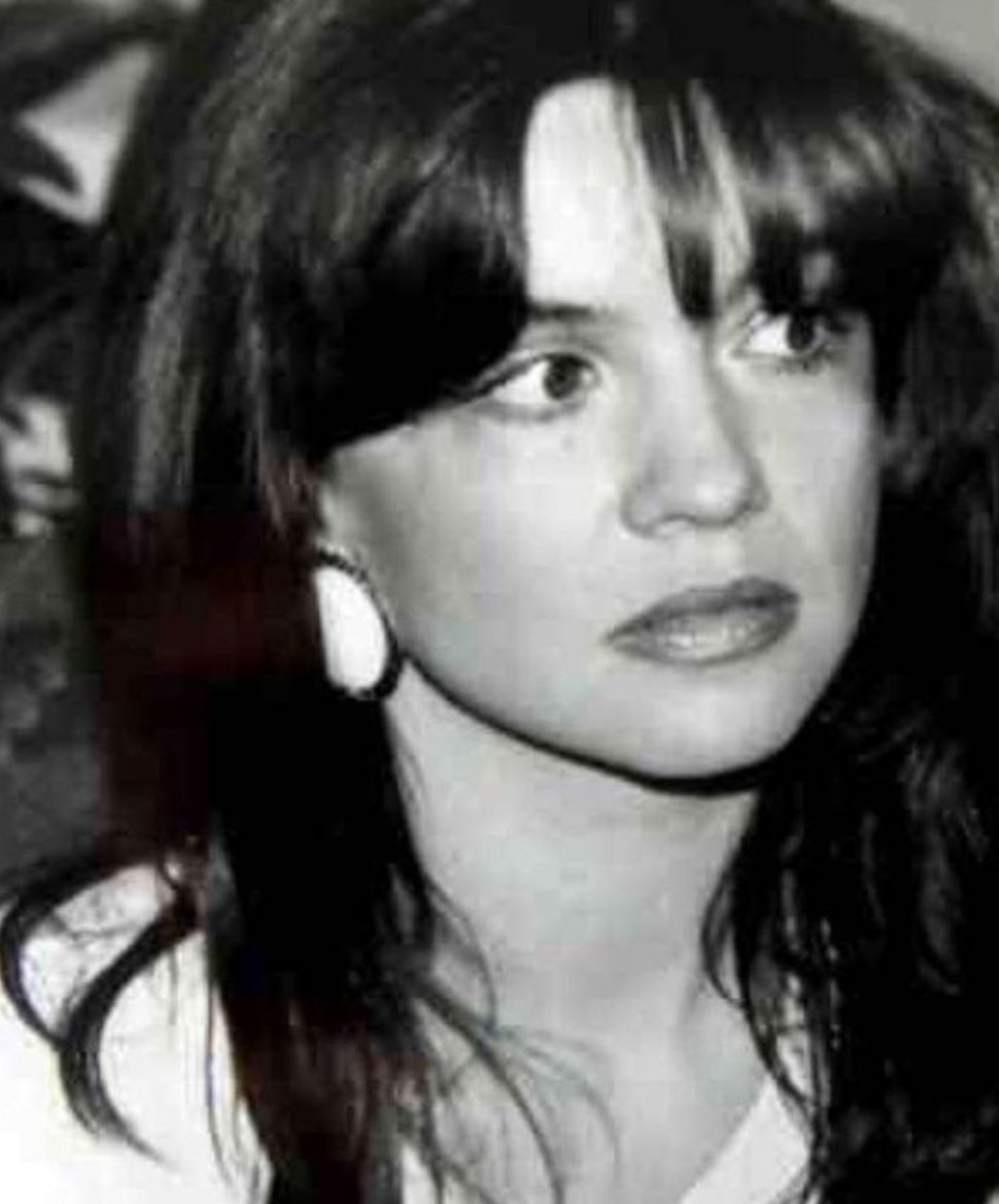 Cristina Ţopescu era splendidă în tinereţe. Fotografii de arhivă cu prezentatoarea de ştiri