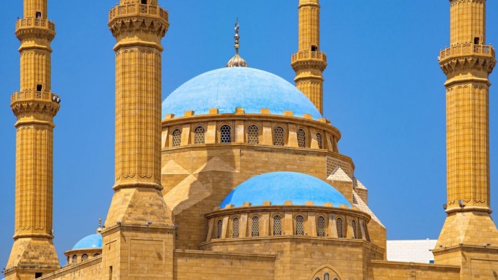 Moscheea Albastră, deschisă pentru toți cei care vor să participe la o rugăciune
