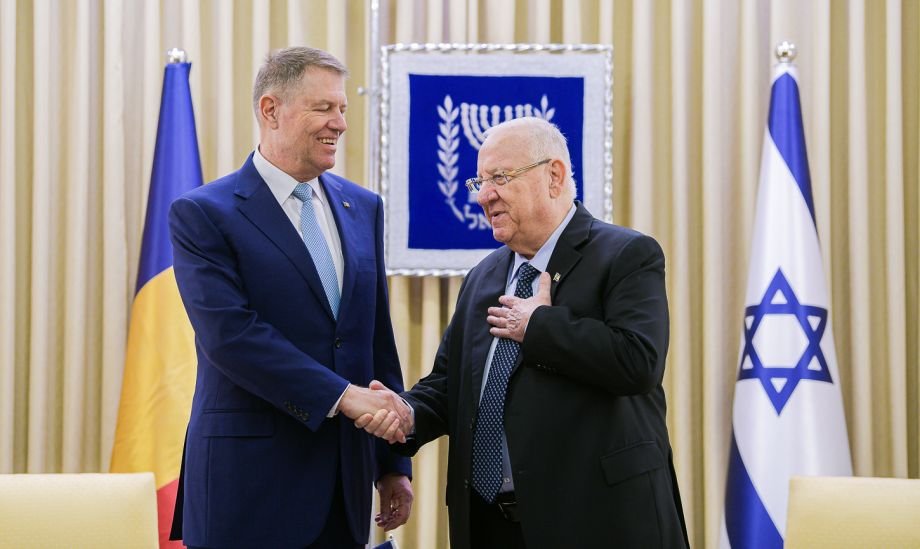 Klaus Iohannis se află în vizită în Israel. Șeful statului a fost primit de președintele Reuven Rivlin