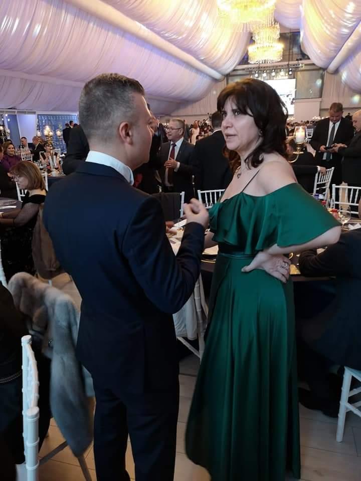 Cum s-au distrat membrii Guvernului, în frunte cu Ludovic Orban, la balul liberalilor din Vrancea - FOTO 640592